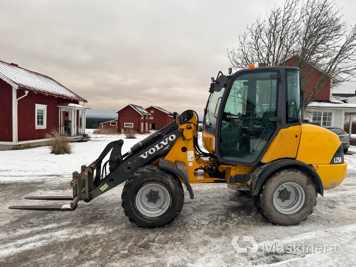 Radlader Volvo L25BV-P Hjullastare Volvo L25B med tillbehör