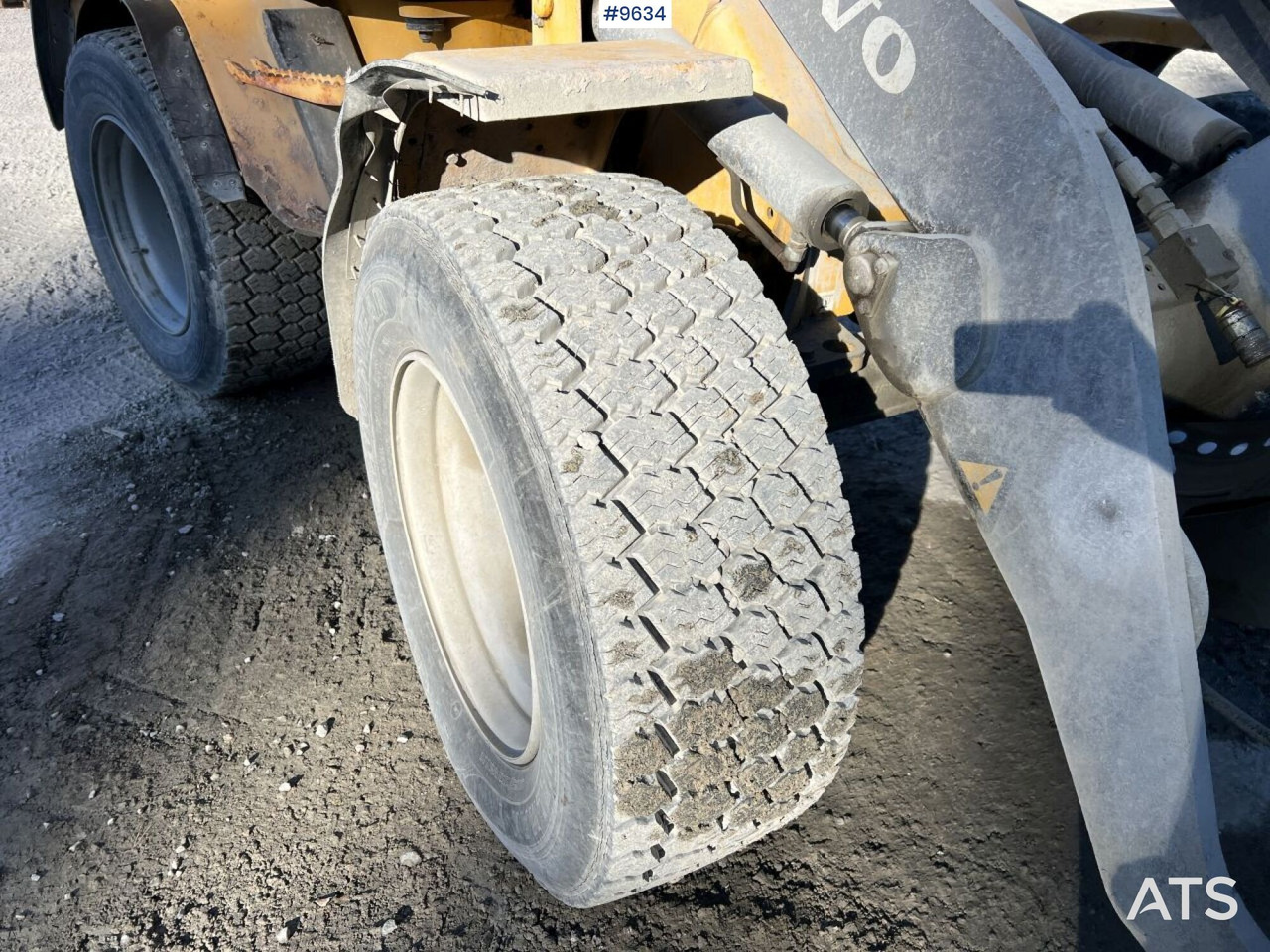 Radlader Volvo L30Z Wheel loader with multiple attachments