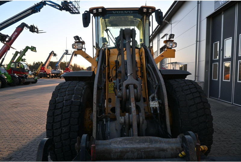 Radlader Volvo L90H 1.225.000kr ex m