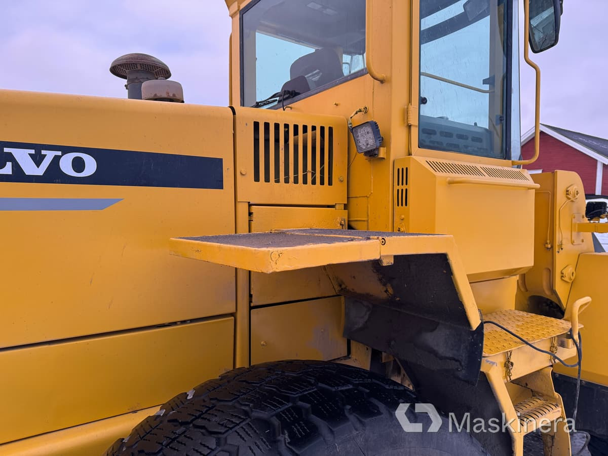 Radlader Volvo L90 C Hjullastare Volvo L90C med skopa