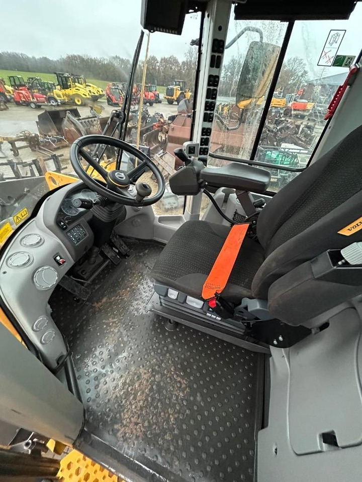 Radlader Volvo L 110 H