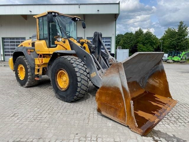 Radlader Volvo L 120 H MIETE / RENTAL (12001931)