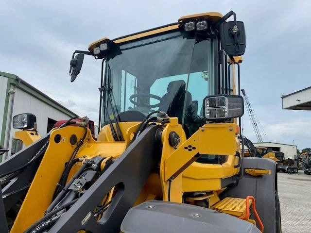 Radlader Volvo L 70 H MIETE / RENTAL (12005472)