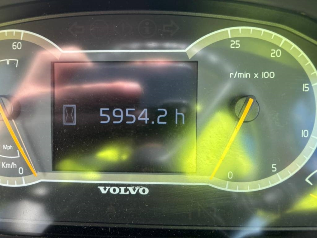 Radlader Volvo L 90 H