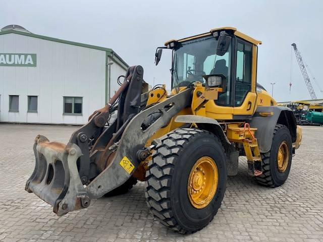 Radlader Volvo L 90 H MIETE / RENTAL (12005310)