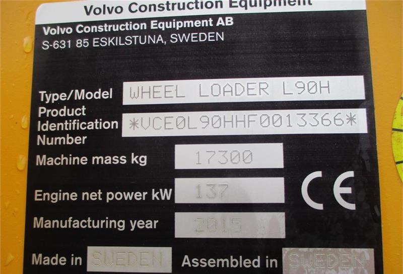 Radlader Volvo L 90 H Med CDC styrring og brede 650/65R25 hjul på