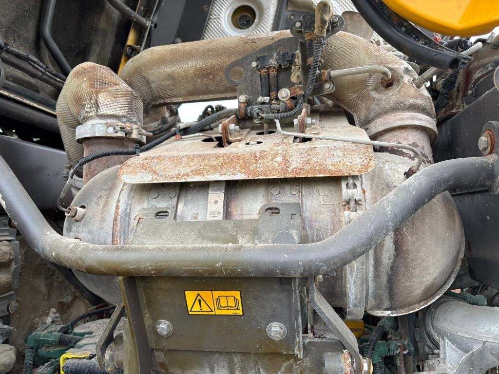 Radlader Volvo L 90 H (On Transport)