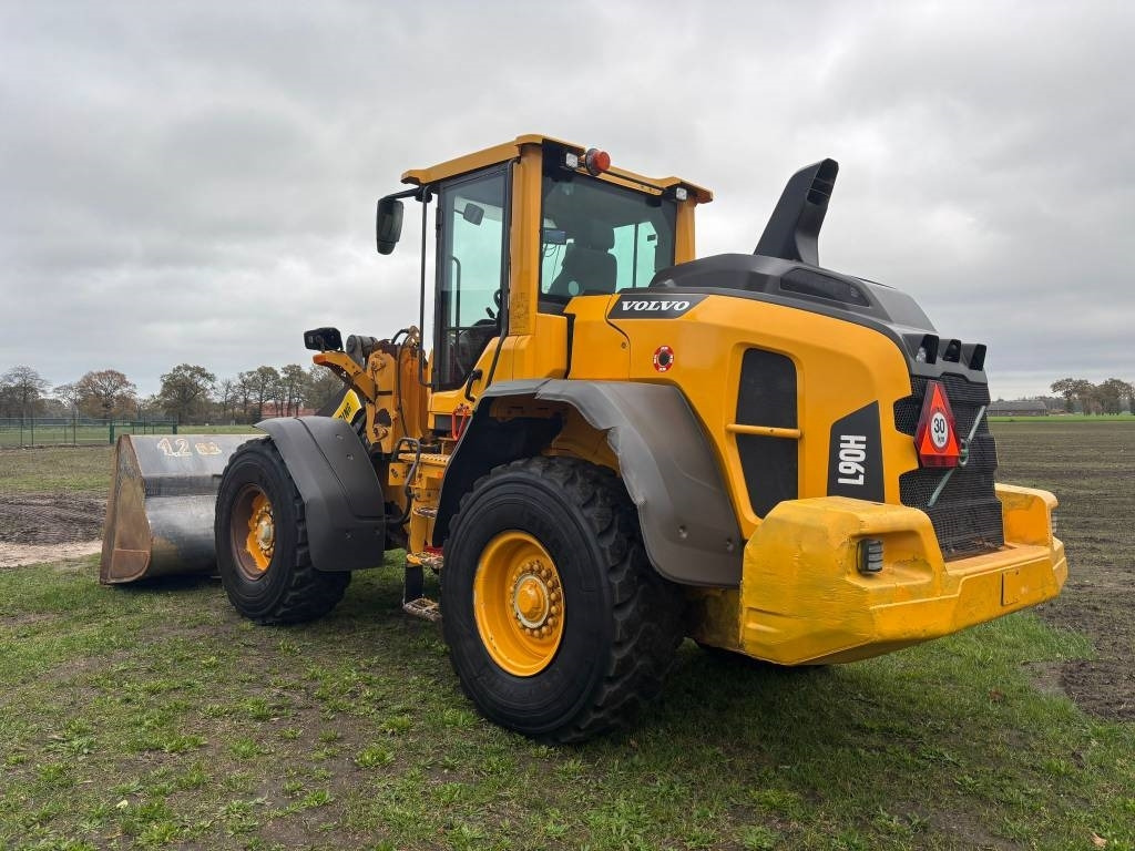 Radlader Volvo L 90 H (On Transport)
