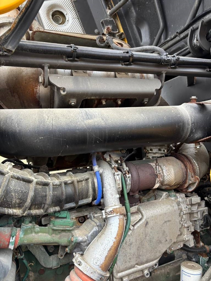 Radlader Volvo L 90 H (On Transport)