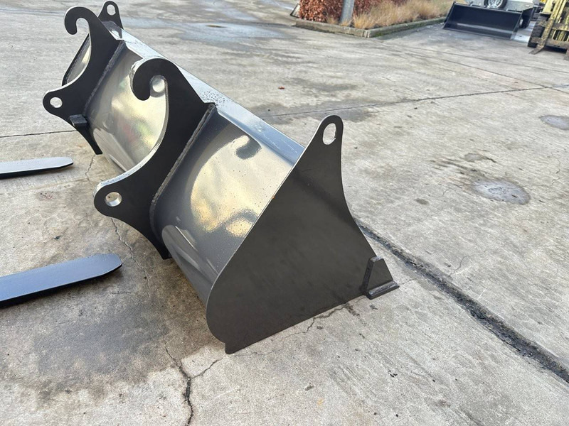 Radlader WOLF MINI 780H