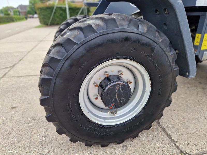 Radlader Yanmar / Terex TL80 met NL kenteken very low hours!