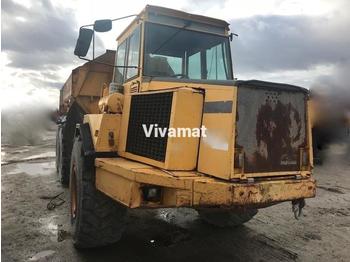 Knickgelenkter Dumper Volvo A 25: das Bild 1