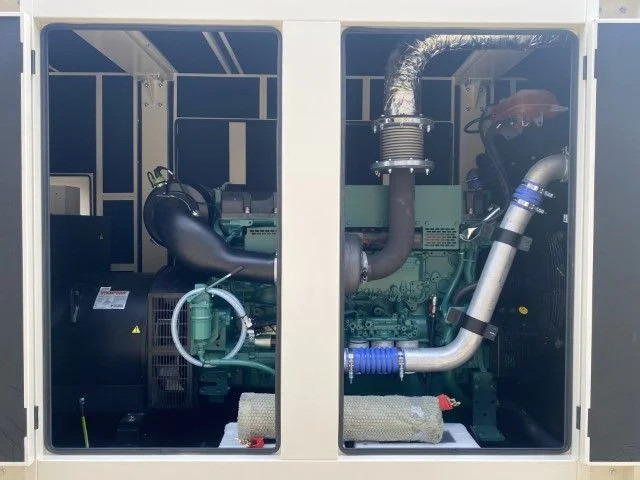 Stromgenerator Volvo TAD 1642 GE Stamford 650 kVA Supersilent generatorset New !: das Bild 3
