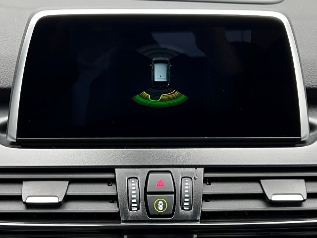 Kleinbus, Personentransporter BMW 218 i Gran Tourer LED Navi SHZ 2x PDC Alarm Adva: das Bild 15