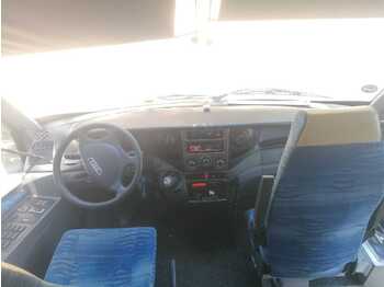 Kleinbus, Personentransporter IVECO 70 C 17 Rosero: das Bild 1