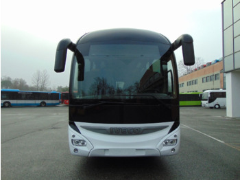Überlandbus IVECO MAGELYS: das Bild 2