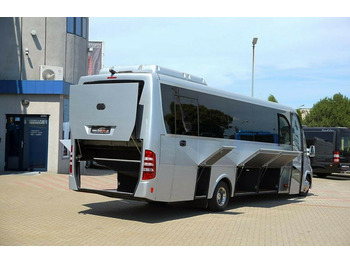 Reisebus Iveco 70C  35+1+1 /  G&G VIP: das Bild 4