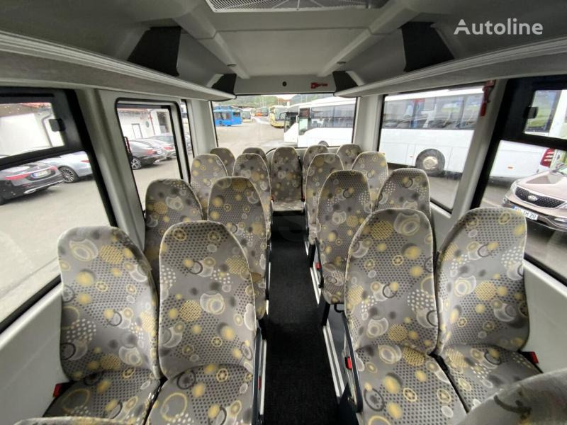 Überlandbus Iveco Daily: das Bild 11