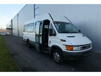 Kleinbus, Personentransporter Iveco Daily 50C15 4X2 MANUAL: das Bild 1