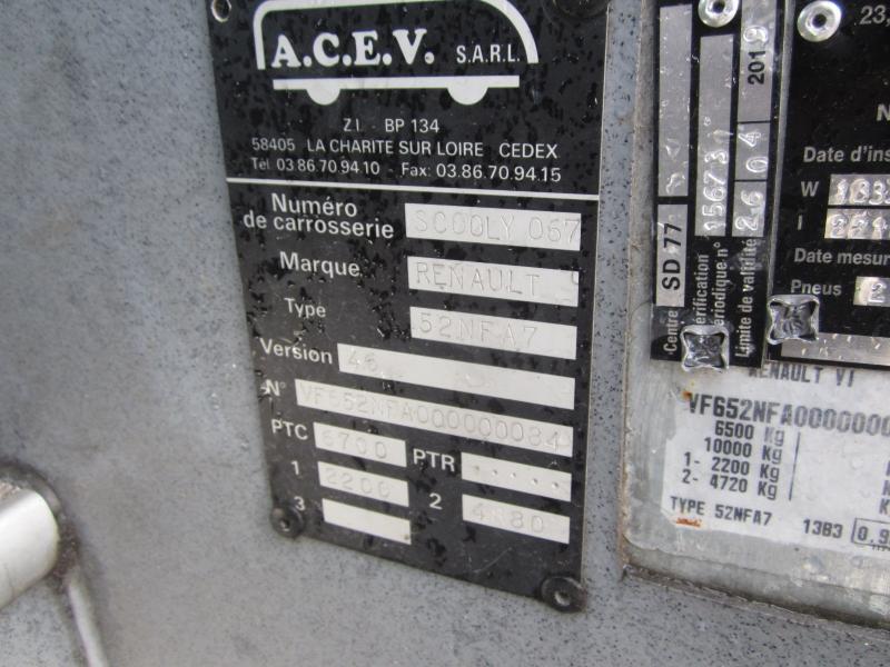 Kleinbus Renault Mascott 3.0 DCI 150