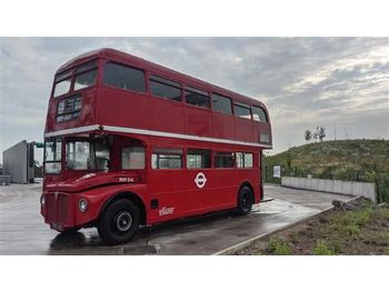 Doppeldeckerbus London Routemaster: das Bild 1
