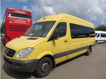 Kleinbus, Personentransporter MERCEDES-BENZ Sprinter: das Bild 1