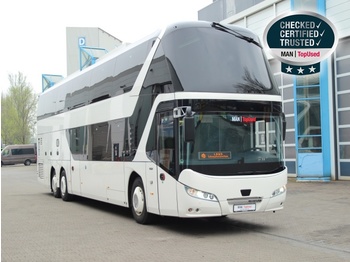 Doppeldeckerbus Neoplan SKYLINER L / P06: das Bild 1