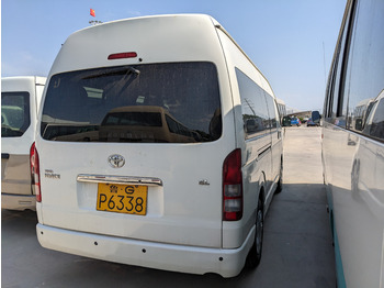 Kleinbus, Personentransporter TOYOTA Hiace: das Bild 4