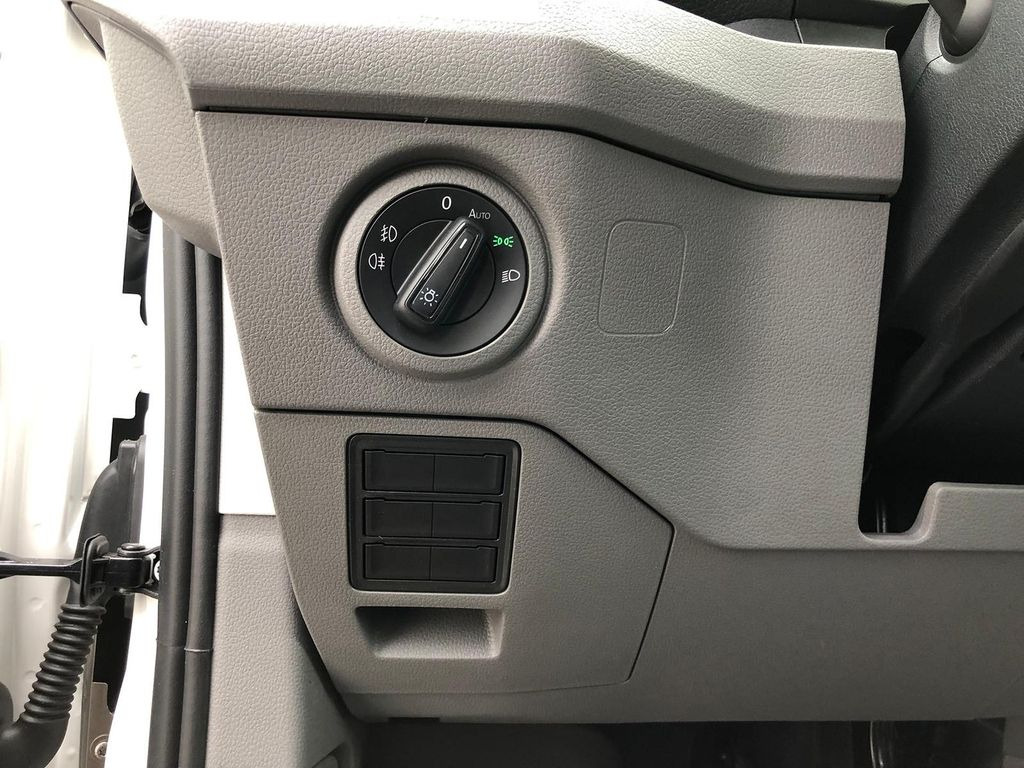 Kleinbus, Personentransporter Volkswagen Grand California 600 2.0 TDI LED NAVI HOCHBETT: das Bild 14