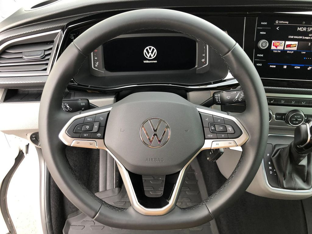 Kleinbus, Personentransporter Volkswagen T6.1 Caravelle Edition Navi ACC dig. Cockpit LED: das Bild 16