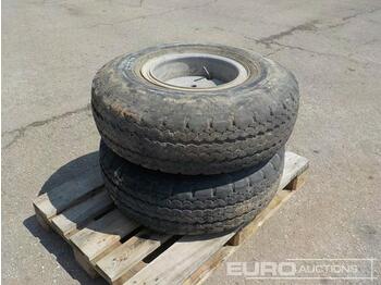 Reifen 12 00-16 36-11 Tyres (2 of) / Ruedas: das Bild 1