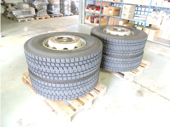 Reifen DAF LKW Reifen Bridgestone R-Drive 001 315/80R22.5 156/154L: das Bild 1