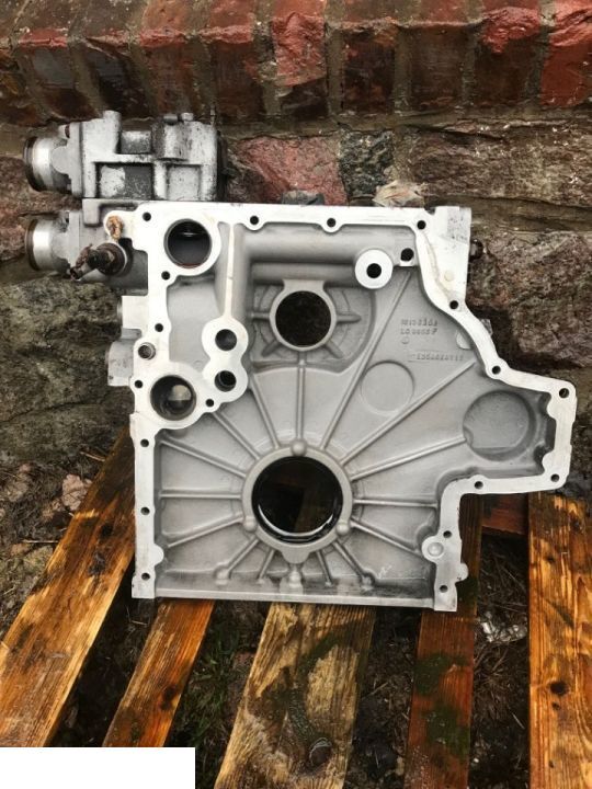 Motor und Teile für Landmaschine Liebherr D934 - Obudowa Rozrządu: das Bild 2