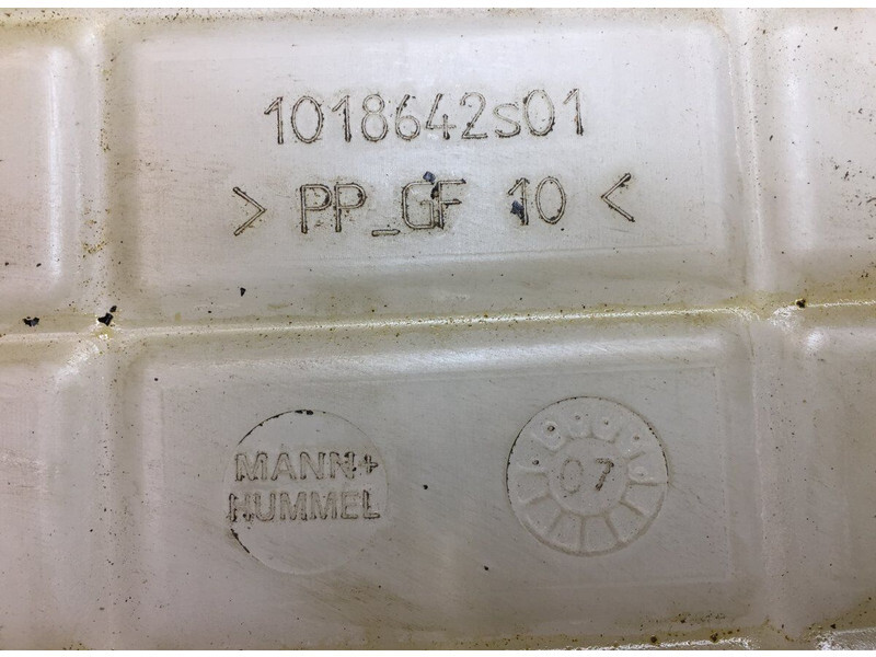 Ausgleichsbehälter für LKW MANN+HUMMEL FE (01.06-): das Bild 3