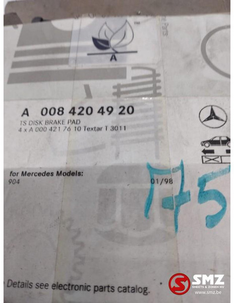 Bremsbeläge für LKW Mercedes-Benz Set remblokken mercedes sprinter w901-w905 a008420: das Bild 2