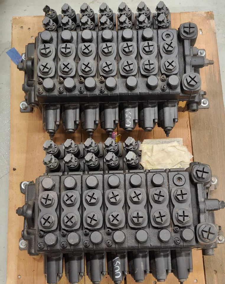 Hydraulik für Forsttechnik Spare parts Valve blocks, hydraulic motors, cylind: das Bild 29