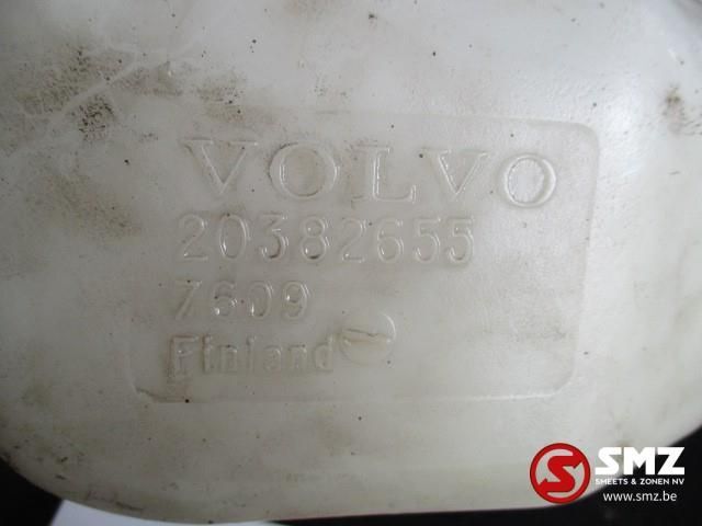 Kühlsystem für LKW Volvo Occ radiatortank volvo 203826557609 fh/fm/nh: das Bild 2