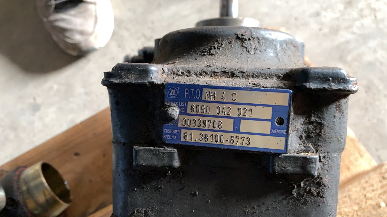 Hydraulikpumpe für LKW ZF PTO NH 4 C 6090042021: das Bild 2
