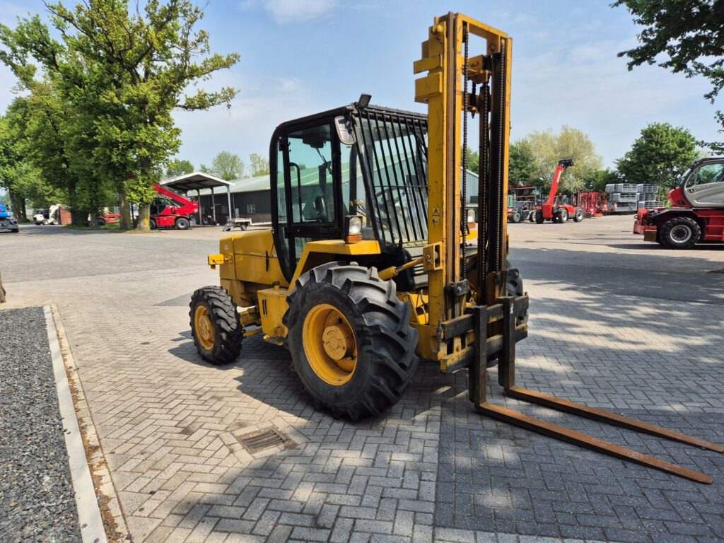 Dieselstapler JCB 926 roughterrain forklift