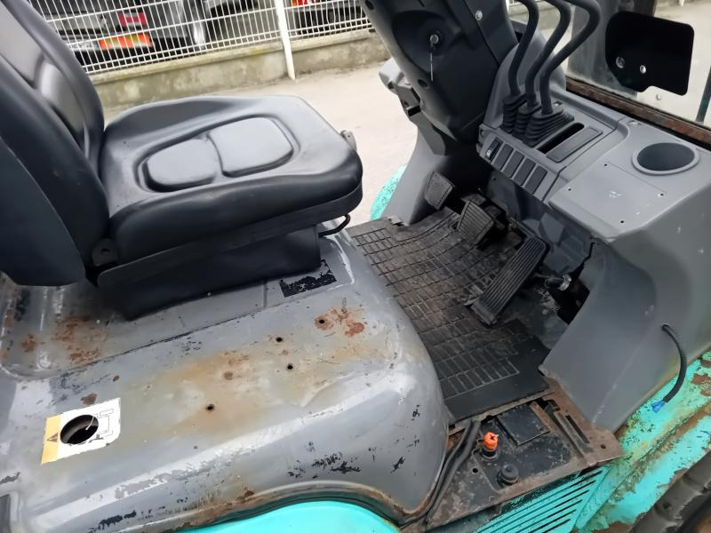 Dieselstapler Mitsubishi FD35N