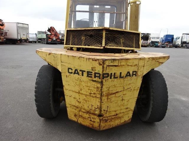 Gabelstapler Caterpillar V225 10 tons - 5m50 lift point / 6 cylender Perkins