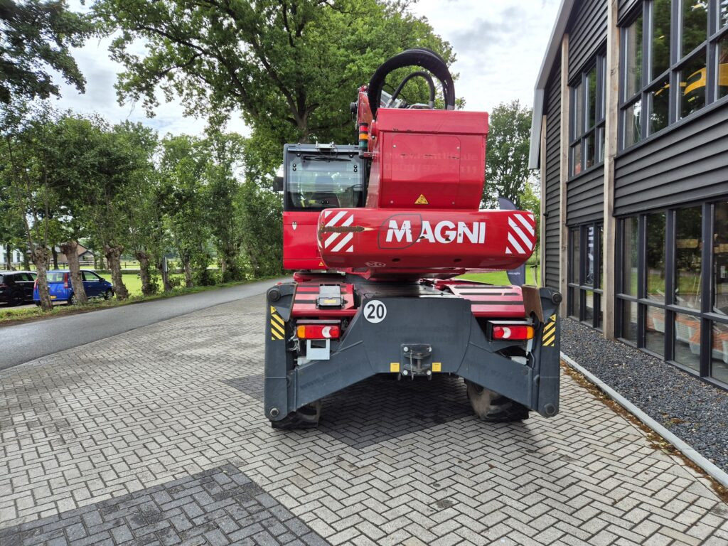 Teleskoplader MAGNI RTH 5.23