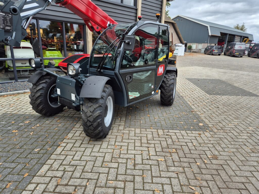 Teleskoplader MAGNI TH 3.6