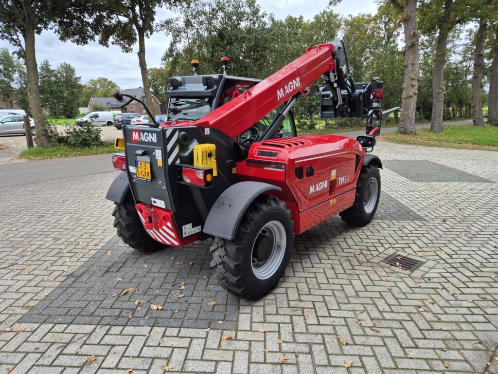 Teleskoplader MAGNI TH 3.6