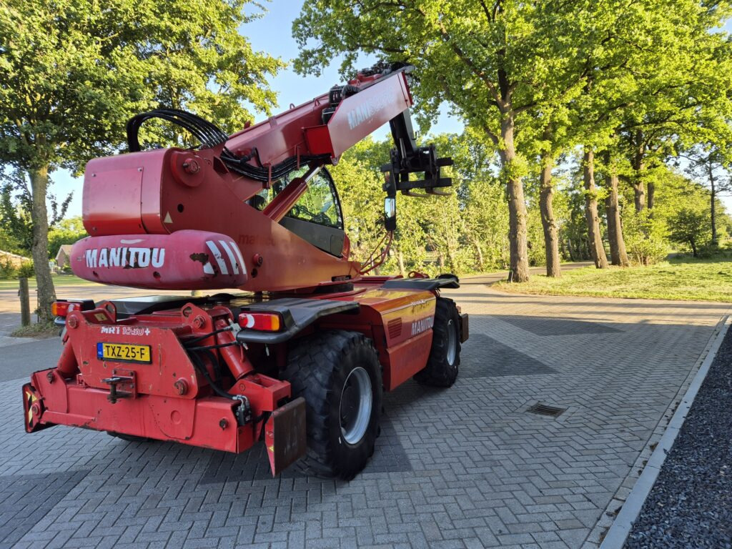 Teleskoplader MANITOU MRT 1850+ privilege