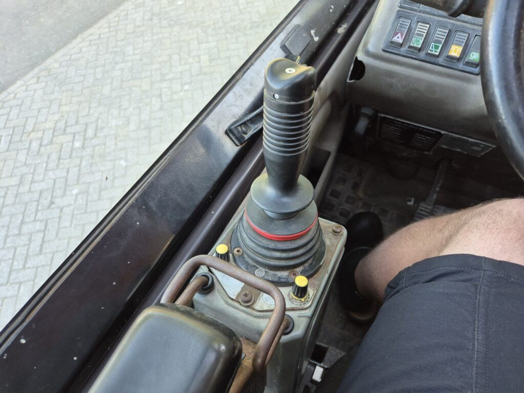 Teleskoplader MANITOU MRT 2150 M-series