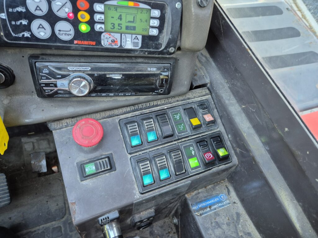 Teleskoplader MANITOU MRT 2150 M-series