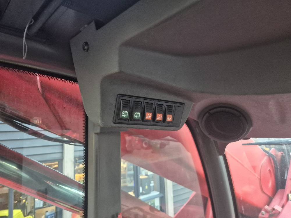 Teleskoplader MANITOU MRT 2150 privilege