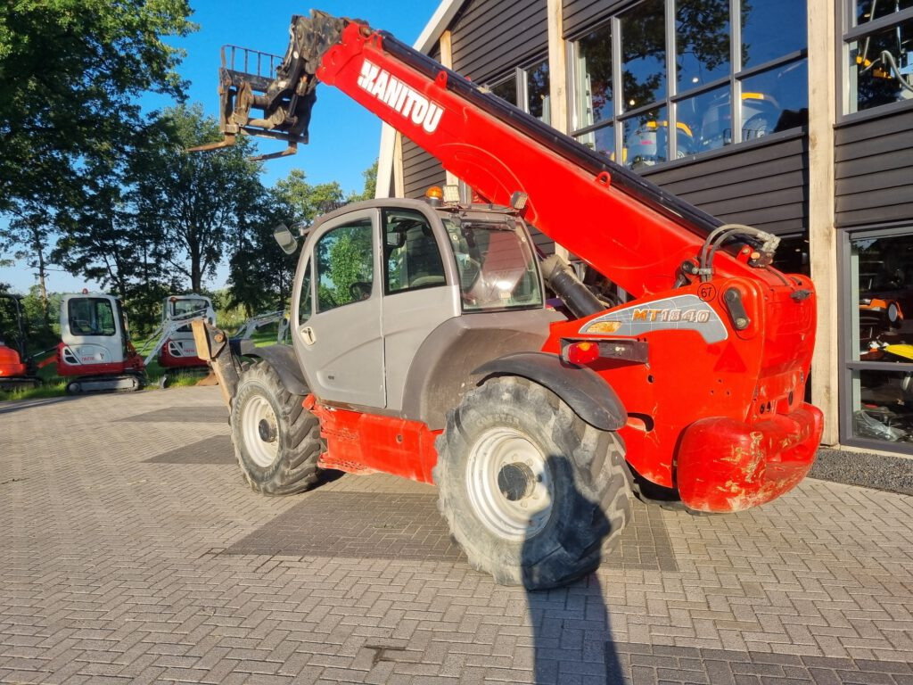 Teleskoplader MANITOU MT 1840 privilege
