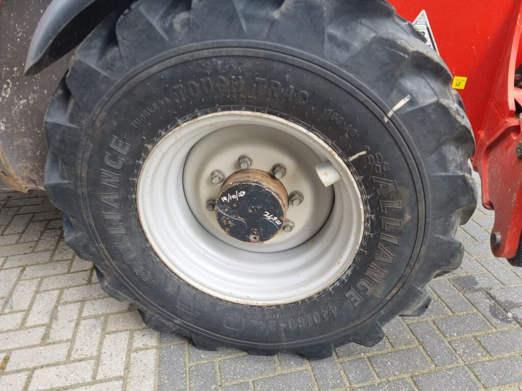 Teleskoplader MANITOU MT 1840 privilege